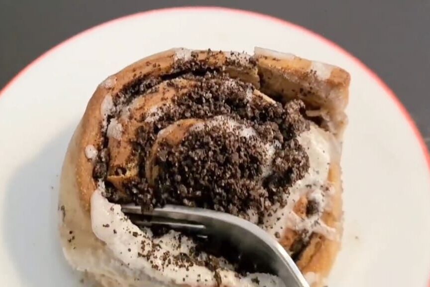 oreo cinnamon rolls